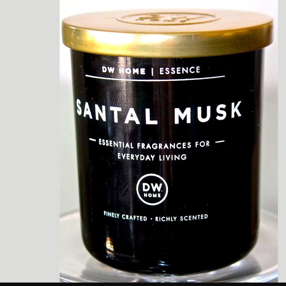 DW HOME CANDLE SANTAL MUSK RICHLY SCENTED MINI NEW 3.8 Oz